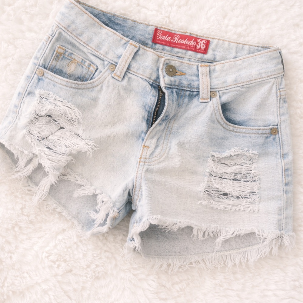 Distressed Light Wash Denim Shorts Size 3 (Brazil 36) Frayed High Rise